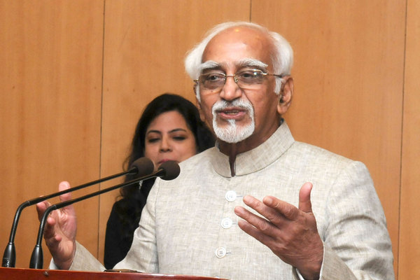 Hamid Ansari-PIB-cropped