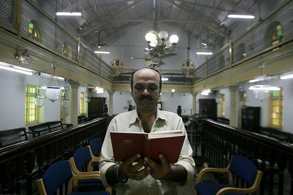 Latest on 26/11| ThePrint.in A member of the Jewish community in a synagogue in Mumbai
