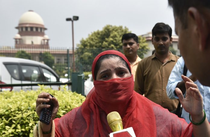Supreme Court Strikes Down Instant Triple Talaq Representational Image | Sushil Kumar/Hindustan Times via Getty Images)