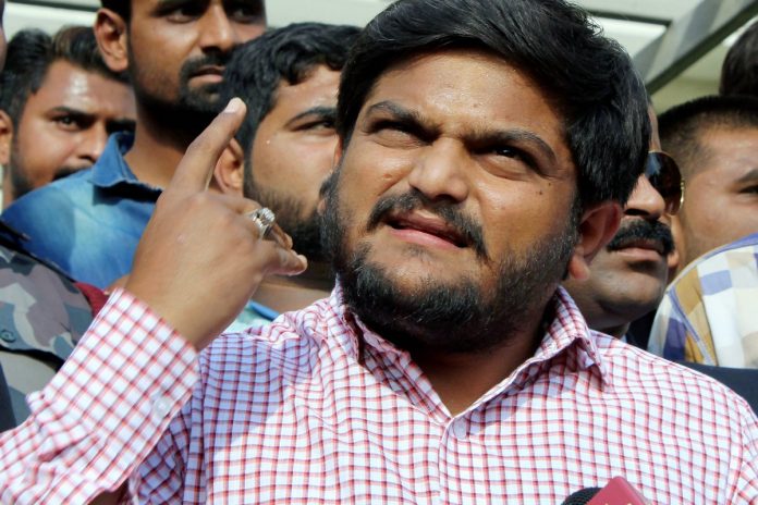 Latest news on Gujarat | Hardik Patel, a debacle foretold | ThePrint Patidar Anamant Andolan Samiti (PAAS) convener Hardik Patel addresses the media in Ahmedabad on Monday.