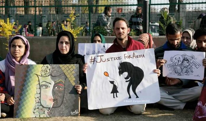 Latest news on Kathua rape-murder case | theprint.in Protesters demanding justice for the 8-year-old girl who was raped and murdered | Twitter @Saif_Says