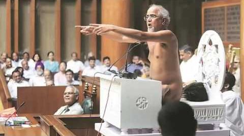 jain muni Tarun Sagar
