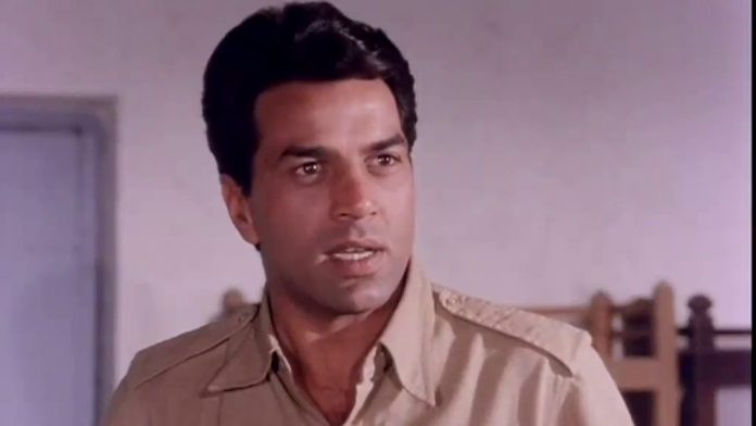 Satyakam Dharmendra in a still from 'Satyakam' | YouTube