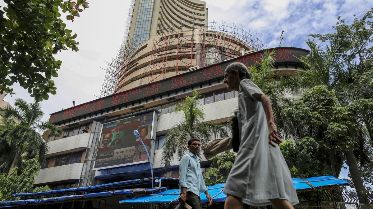 Slowdown hits India’s consumer stocks, cause double-digit losses in 2019