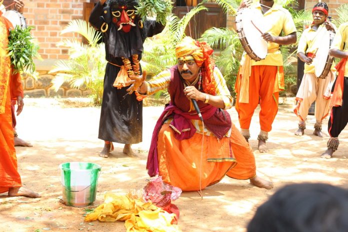 Latest news on magic | ThePrint.in Image of Indian street magic | Creative Commons