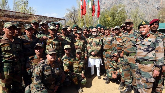 Latest news on Indian army PM Modi with Army and BSF Jawans in Kashmir in 2017 | @narendramodi/Twitter