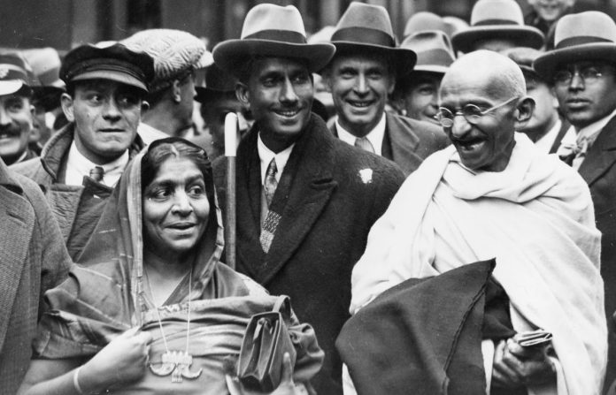 Latest news on Mahatma Gandhi | theprint.in Mahatma Gandhi at Boulogne station with Sarojini Naidu