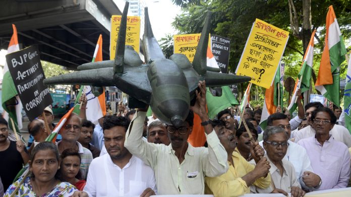 Latest news on Rafale deal | ThePrint Congress workers carry out a protest against the Rafale deal in Kolkata | File Photo/Saikat Paul/Pacific Press