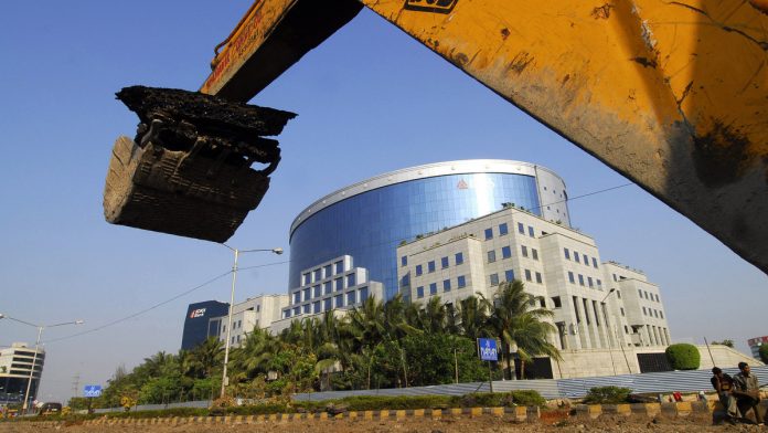 Latest news on IL&FS | ThePrint IL&FS building in Mumbai | Abhijit Bhatlekar/Bloomberg News