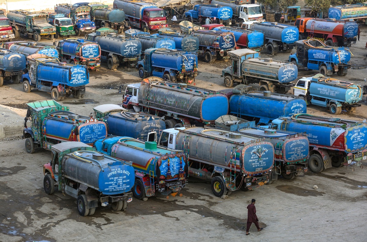 Water tankers in Karachi | Asim Hafeez/Bloomberg