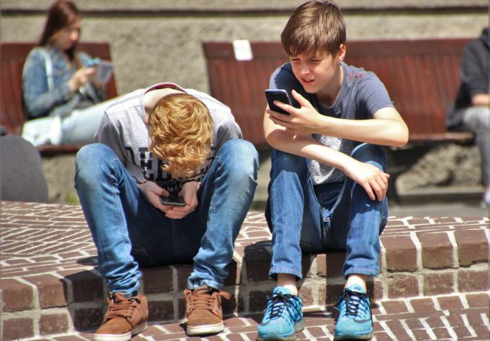 Latest news on health impacts on children with smartphone addiction | ThePrint.in Kids on smartphones