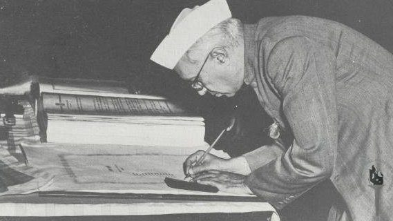 Latest news on Constituion | Theprint.in Jawaharlal Nehru signing the Constitution of India | Commons