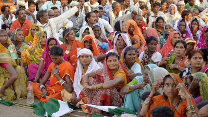 Latest news on Minimum Income Guarantee | ThePrint The Congress has already all but committed to a nationwide farm loan waiver, says Yogendra Yadav (Representational image)