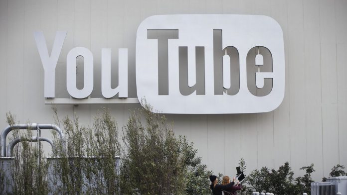 Youtube to remove clips of wing commander Abhinandan as per the directive order from the Home Ministry | Patrick T. Fallon/Bloomberg