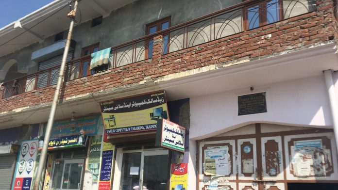 Latest news on Kashmir | ThePrint Naaz Manzil, hostel from which the two alleged Jaish militants were arrested | Ananya Bhardwaj/ThePrint
