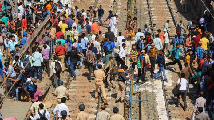 Latest news on Pulwama attack | ThePrint Protestors clash with police after they stopped a train at Nala Sopara during a protest over Pulwama terror attack at Palghar