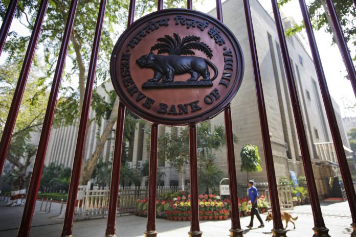 Success Of Rbi S Rare 5 Billion Forex Swap Today Expected To Prompt - 