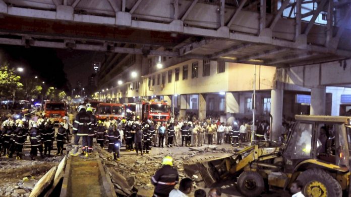 Bridge collapse at CSTM