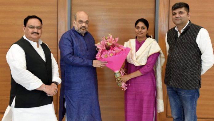 Latest news on BJP-Apna Dal | ThePrint.in BJP president (left) with Apna Dal leader Anupriya Patel