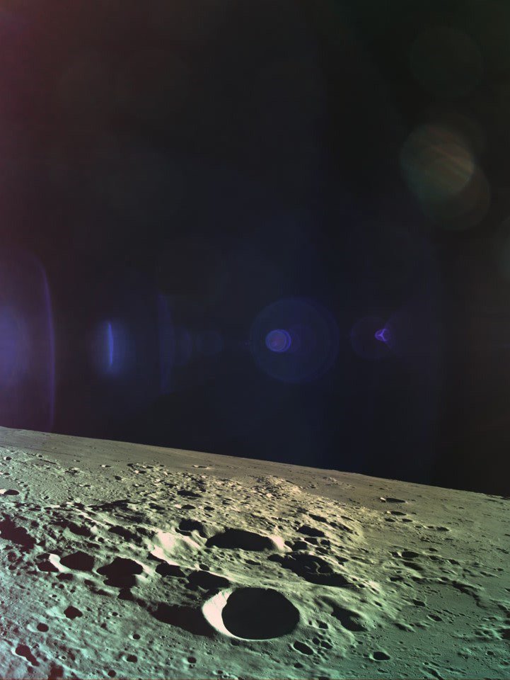 Images shared by SpaceIL communication team | @EladRatson/Twitter