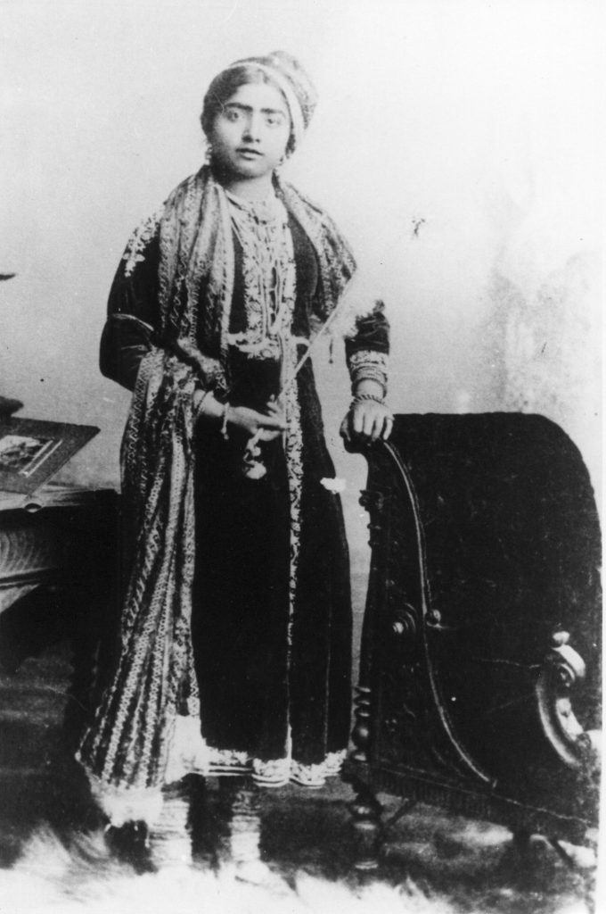 Gauhar Jaan, India’s first record artist, took Rs 3,000 a session ...