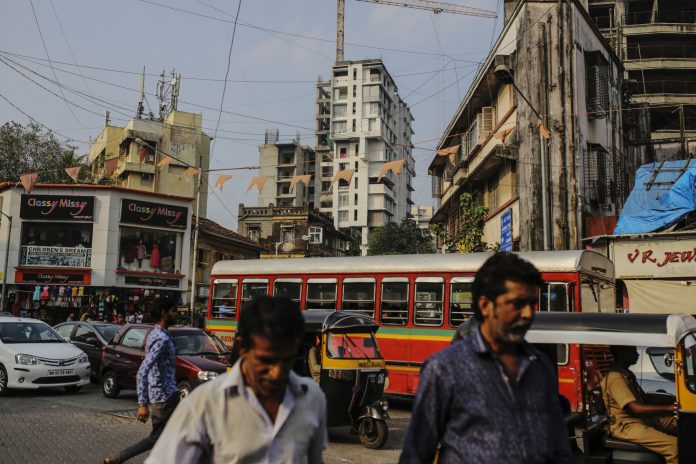 Consumption Economy as Inflation Zooms Past RBI Target