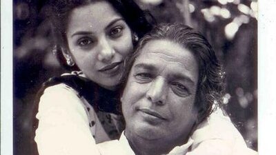 Shabana Azmi with her father Kaifi Azmi Shabana Azmi with her father Kaifi Azmi