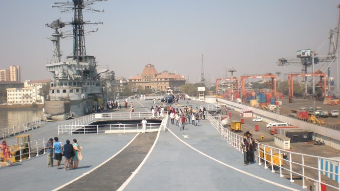 Flight_Deck_INS_Vikrant The flight deck of the INS Vikrant. | Commons