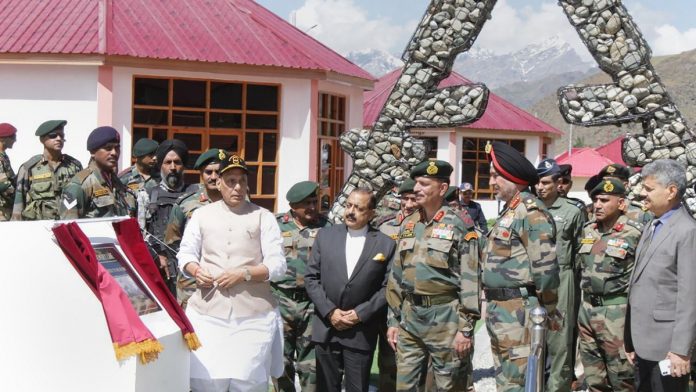 Rajnath Singh at Dras Kargil Diwas