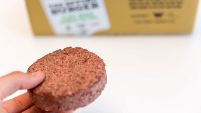 47014899504_9626e8e8de_k Representative image of a plant-based meat patty. | Photo credit: Flikr/Marco Verch