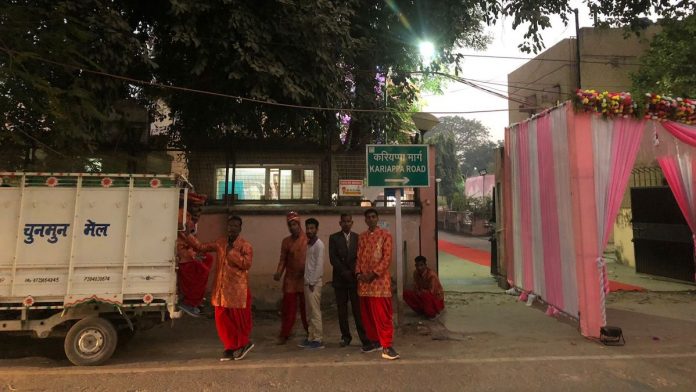 A band party prepares for a wedding, Cantt area, Varanasi | Jyoti Yadav | ThePrint
